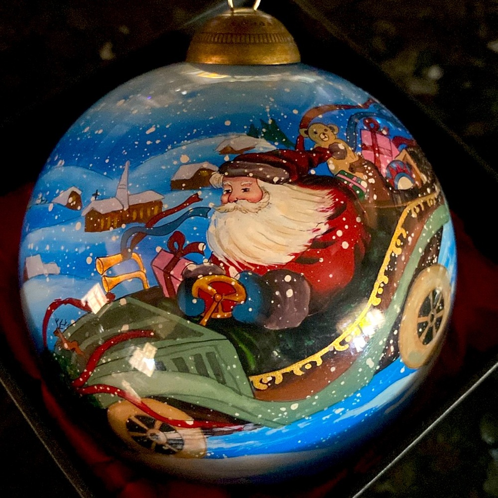 Glass ball